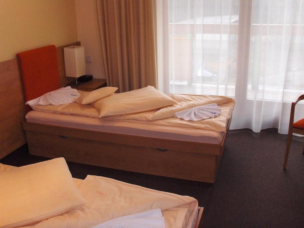 זוברץ Horsky Hotel Osobita חדר תמונה